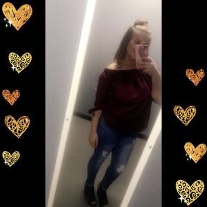 Meet your Posher, Kayli